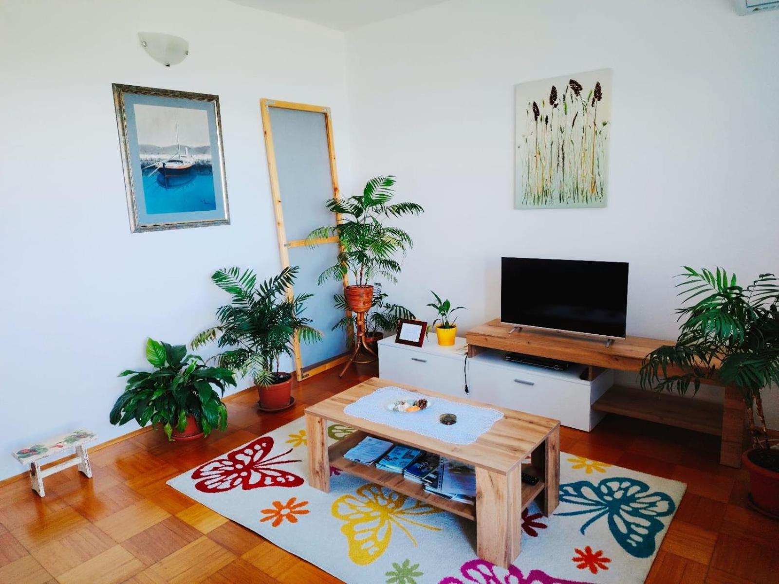 Forest Heritage Apartment Hreljin エクステリア 写真